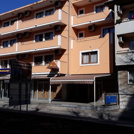 Hotel Viv Τρέμπινιε Εξωτερικό φωτογραφία