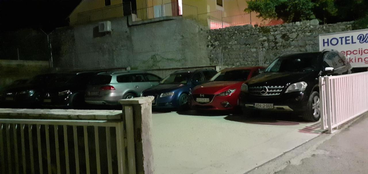 Hotel Viv Τρέμπινιε Εξωτερικό φωτογραφία